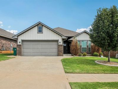 9421 NW 87th Pl, Yukon, OK, 73099