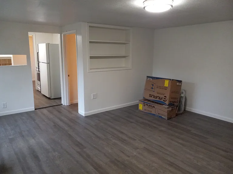 1608 Main St — Photo 8