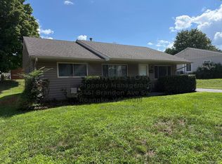 1446 Antrim St, Salem, VA 24153