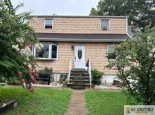 29 Harrison Ave, Edison, NJ 08837
