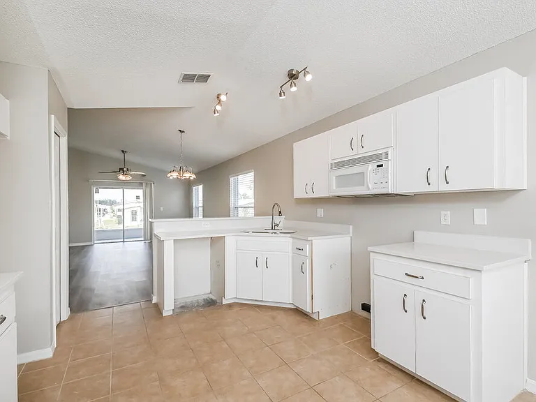 3740 Imperial Dr — Photo 7