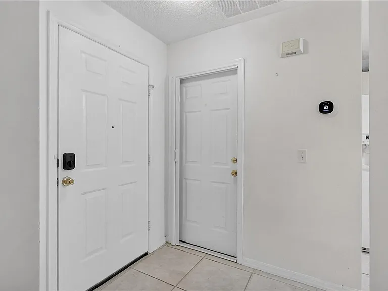 1630 Tampico Pl — Photo 7