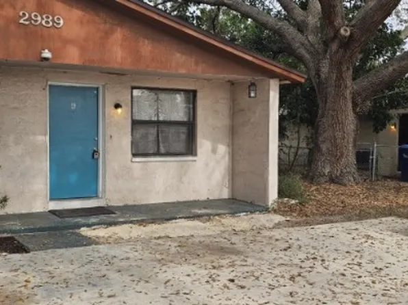 2989 Willow Ave APT B, Largo, FL 33771