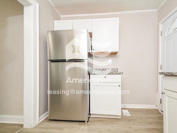 1041945_005_wm_-_kitchen_13155875.jpg