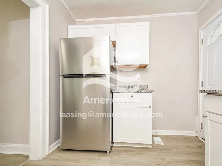 1041945_005_wm_-_kitchen_13155875.jpg