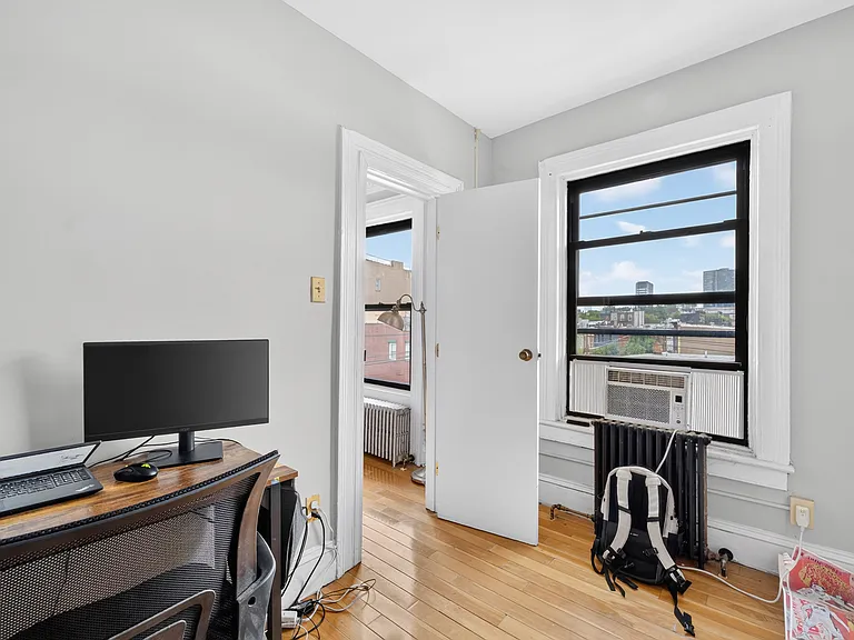 640 Park Ave #3 — Photo 19