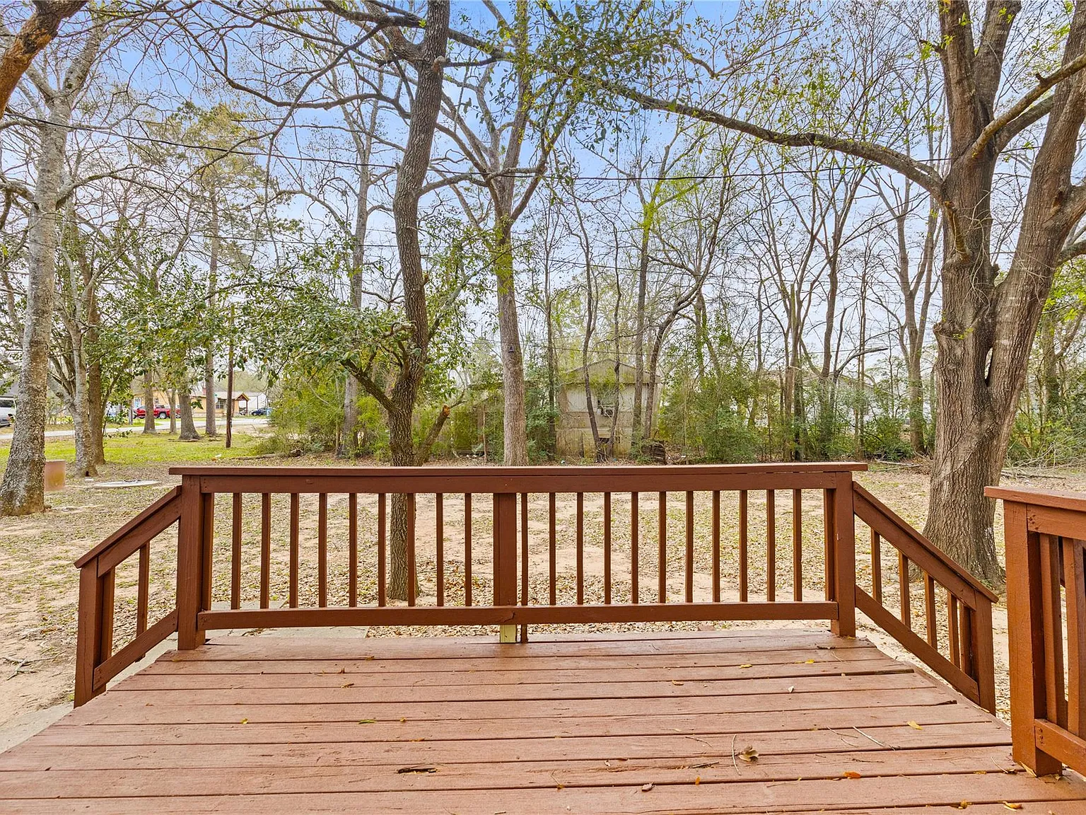 4 bed, 2.0 bath, 1606 sqft, $1,675 — Photo 3