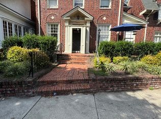 712 N Arthur Ashe Blvd #B, Richmond, VA 23221