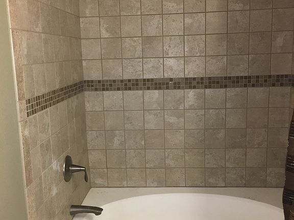 5th image of 8036 Iris Cir
