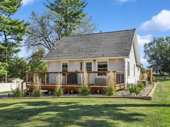 4865 NW Piekenbrock Dr, Des Moines, IA 50310