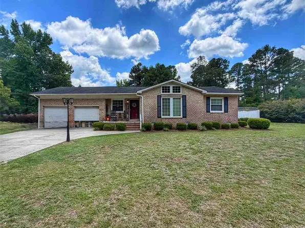 546 Lakeside Ct, Dillon, SC 29536