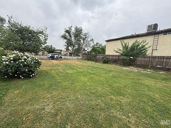 2nd image of 507 L St