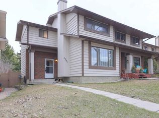6501 N Coach Hill Rd SW, Calgary, AB T3H1B5