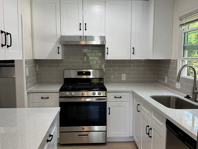 2745 Byron St #2B1B — Photo 7