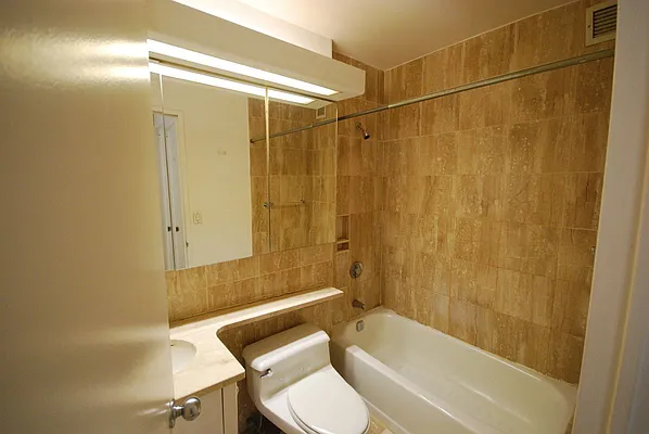 Rented by Luxury Habitat | media 10