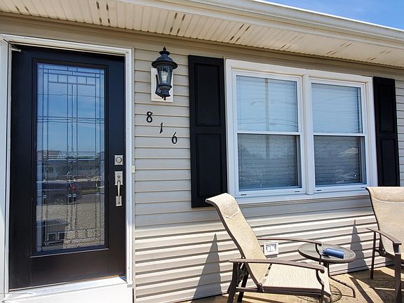 4th image of 816 E Hickory Dr