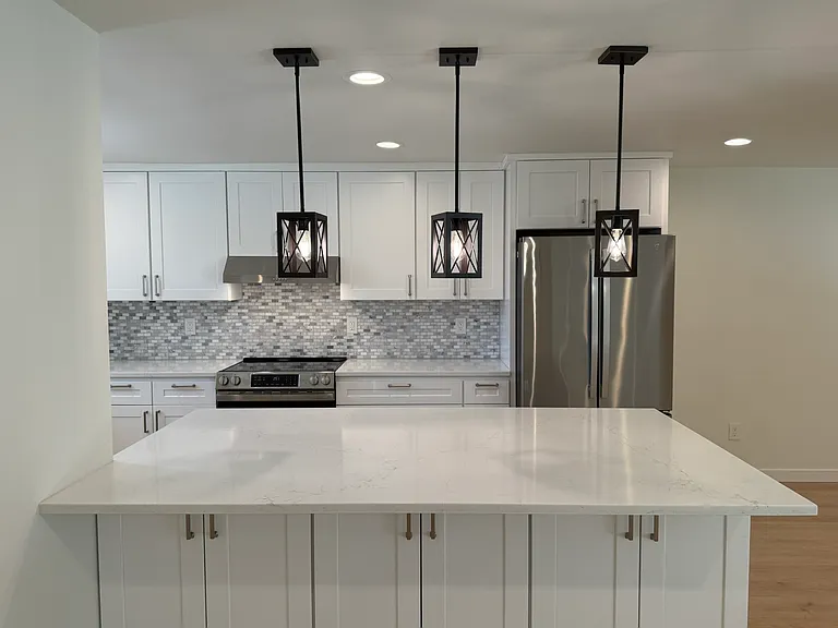 721 Iva Ln NE — Photo 8