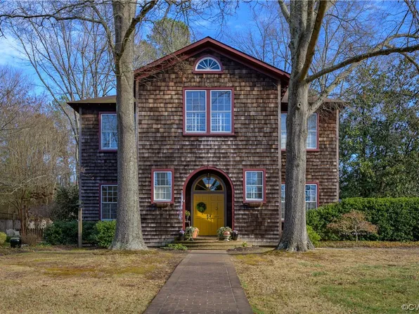 11174 Elmont Rd, Ashland, VA 23005