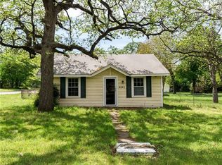 3301 Delaware Trl, Lake Worth, TX 76135