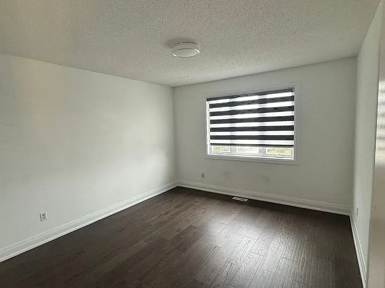 5 Burwash Ct — Photo 17
