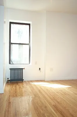 Rented by Tower Brokerage | media 16