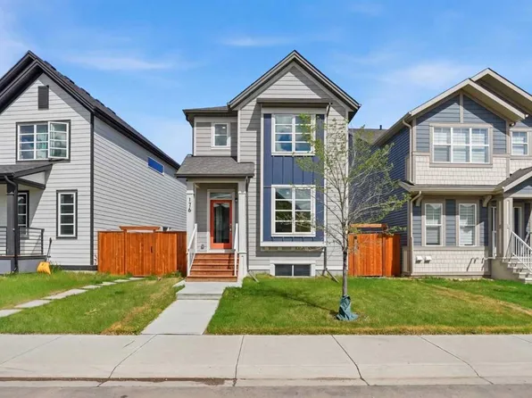 176 Walcrest Blvd SE, Calgary, AB T2X 4G4