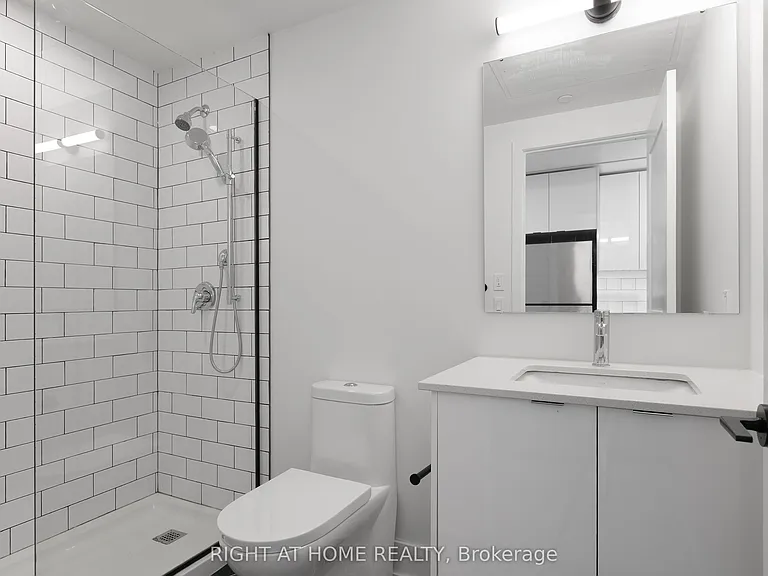 377 Winona Ave #502 — Photo 14