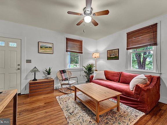 4th image of 3107 Hamilton Ave