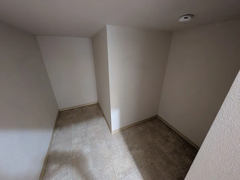 2233 Wallace Loop — Photo 13