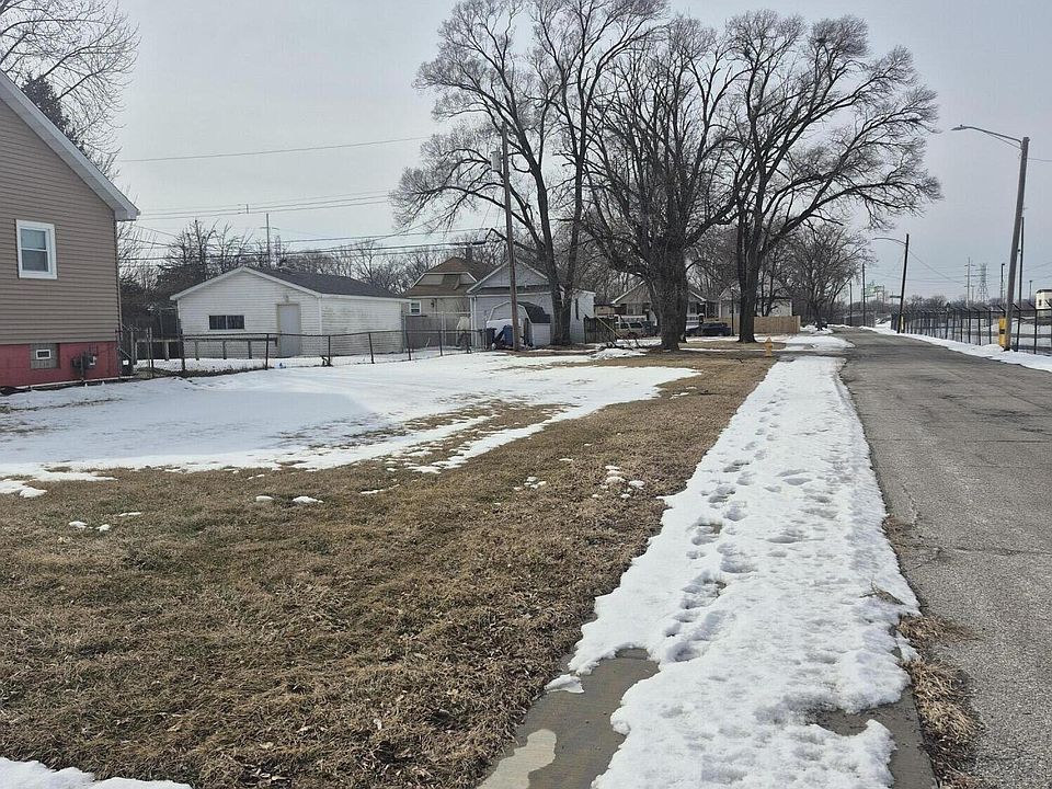 2nd image of 4306 Elm Ave