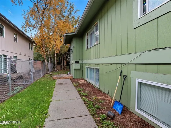 740 N Bragaw St, Anchorage, AK 99508