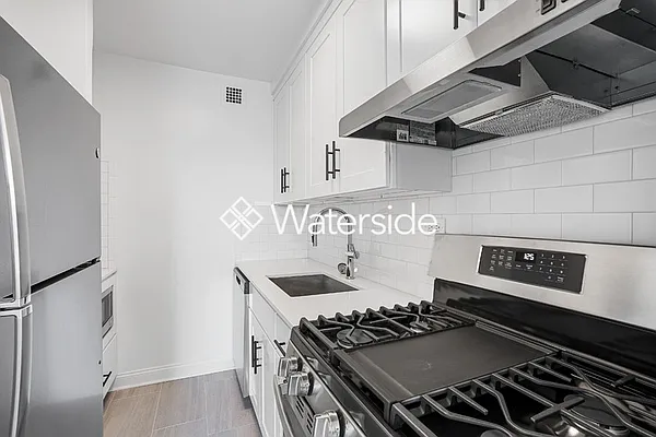 Rented by Brookfield (Funnel) | media 4