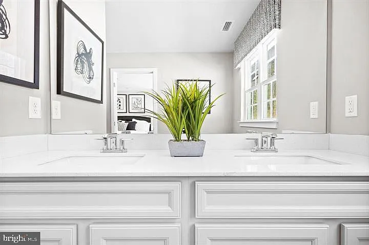 141 Dithridge Dr — Photo 28