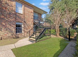 6401 Skyline Dr APT 20, Houston, TX 77057