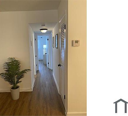 3rd image of 581 Blue Heron Dr APT 311B