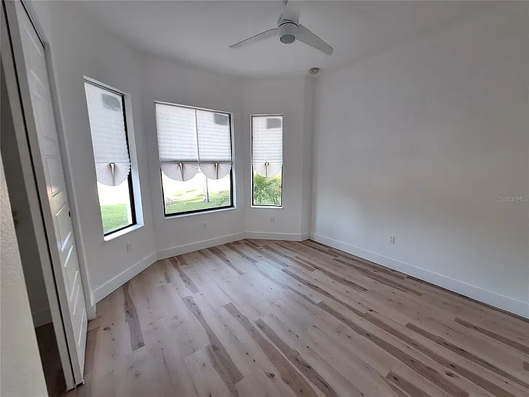 289 Albatross Rd — Photo 19