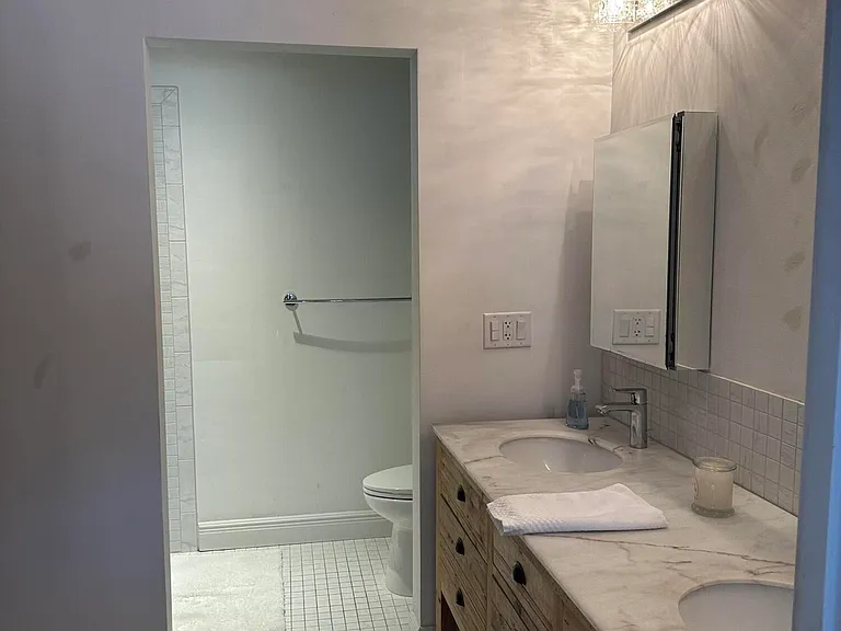 2162 NW 52nd St — Photo 14