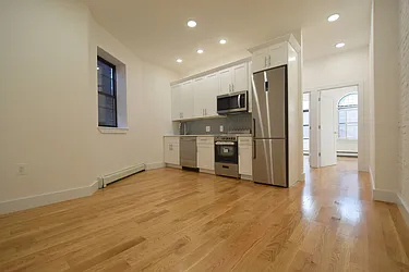 Rented by Uptown Flats LLC