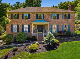 164 Pleasantview Dr, Mcmurray, PA