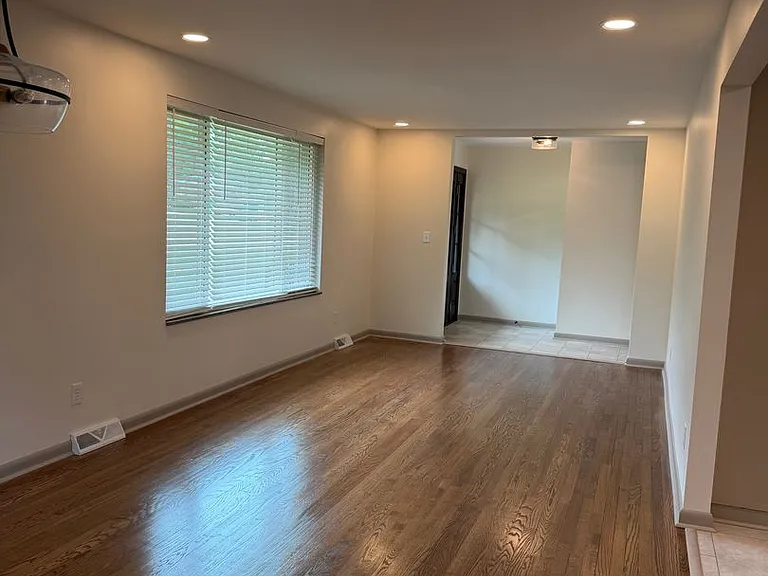8604 Sultan Ln — Photo 4