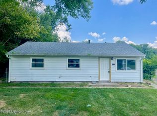 4805 Seville Dr, Louisville, KY 40272