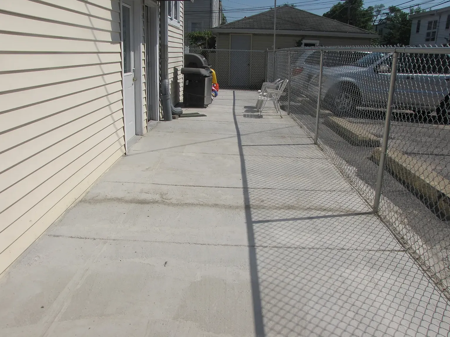 2 bed, 1000 sqft, $1,700 — Photo 3