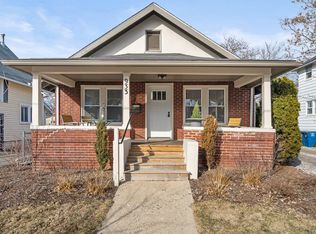 933 Woodlawn Ave, Ann Arbor, MI 48104