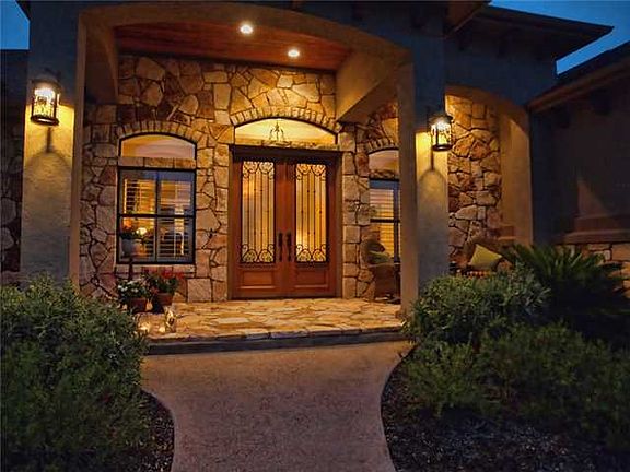 2nd image of 229 Canyon Vista Ln