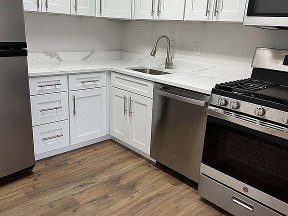 3rd image of 5250 Valley Forge Dr APT 715