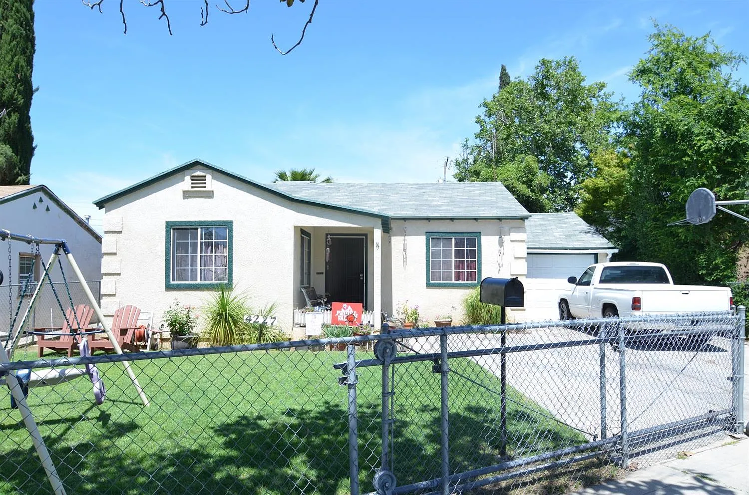 4227 E Ball Ave photo 1