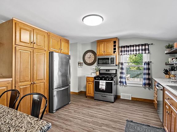 5th image of 1013 20th STREET