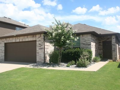 905 Ravenwood Ln, Van Alstyne, TX, 75495