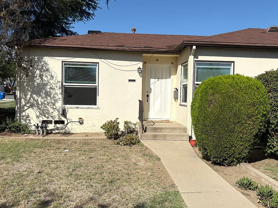 604 N Campus Ave