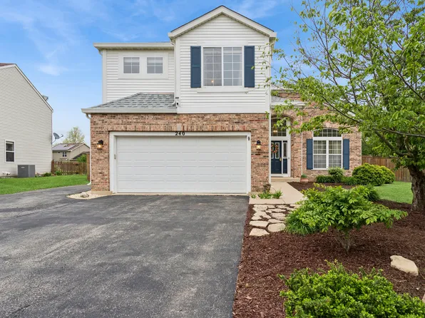 240 Paradise Pkwy, Oswego, IL 60543